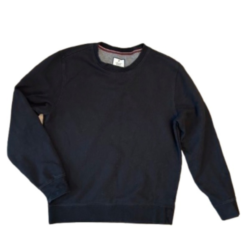 Denver Hayes Black Crewneck Sweater